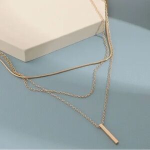 🔥BRAND NEW 1pc MULTI LAYER NECKLACE🔥